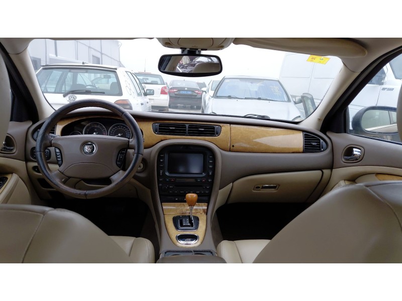 jaguar s-type ii (x200) del año 2006
							