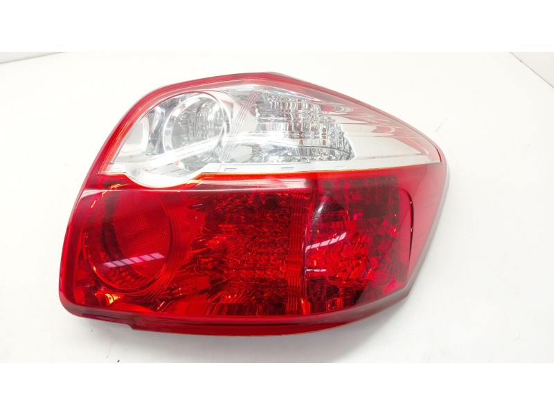 Recambio de piloto trasero derecho para toyota auris (_e15_) 1.4 d-4d (nde150_) referencia OEM IAM 815500254000  