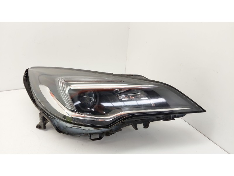 Recambio de faro derecho para opel astra k (b16) 1.6 cdti (68) referencia OEM IAM 7960400003  