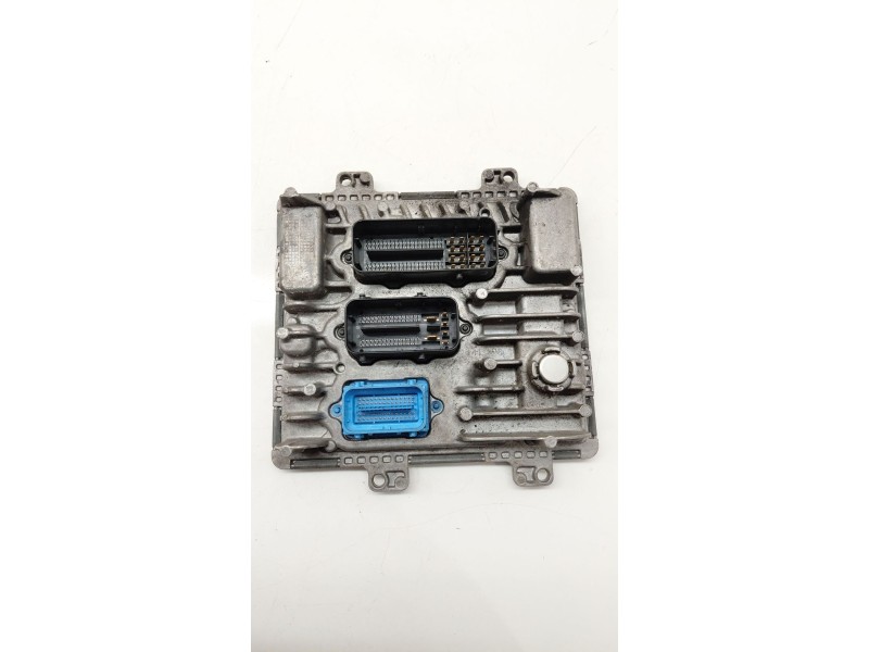 Recambio de centralita motor uce para opel astra k (b16) 1.6 cdti (68) referencia OEM IAM 55491705  
							