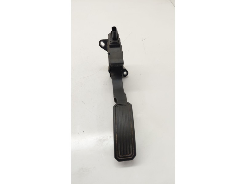 Recambio de pedal acelerador para toyota auris (_e15_) 1.4 d-4d (nde150_) referencia OEM IAM 7811002011  
