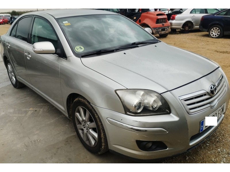toyota avensis (_t25_) del año 2006