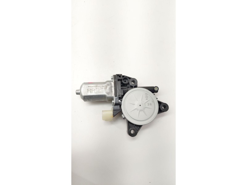 Recambio de motor elevalunas trasero derecho para kia carens iv 1.7 crdi referencia OEM IAM 83460A4000  
							