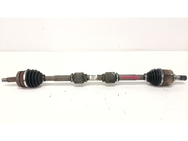 Recambio de transmision delantera derecha para kia carens iv 1.7 crdi referencia OEM IAM 49501A4220  