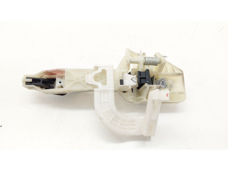 Recambio de maneta exterior trasera izquierda para kia carens iv 1.7 crdi referencia OEM IAM   