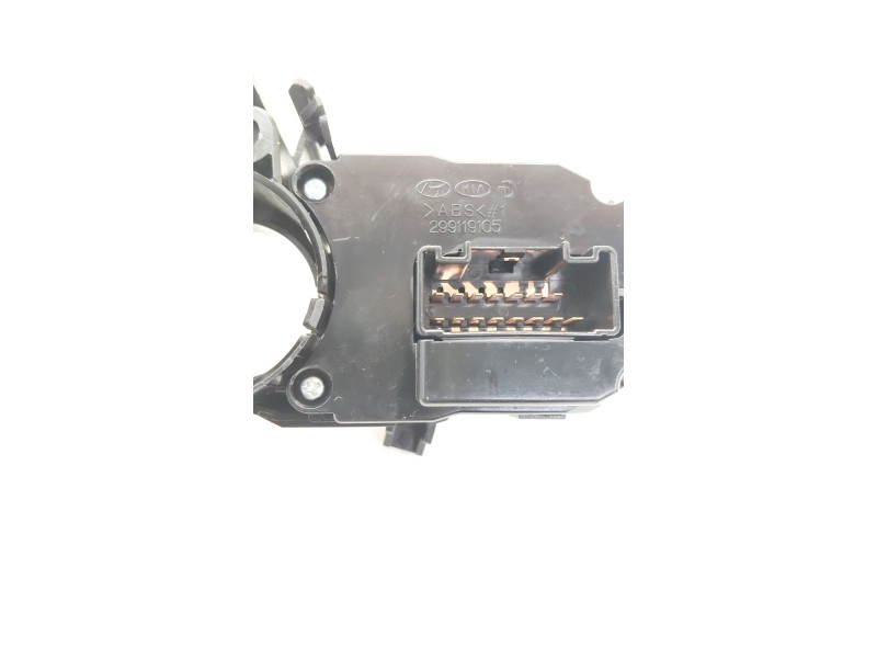 Recambio de mando multifuncion para kia carens iv 1.7 crdi referencia OEM IAM 299119105  