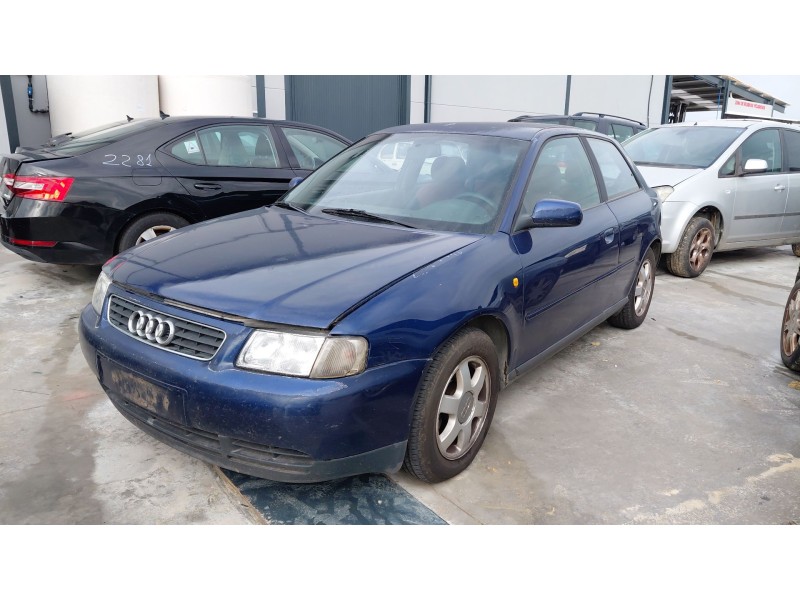 audi a3 (8l1) del año 1999
							
