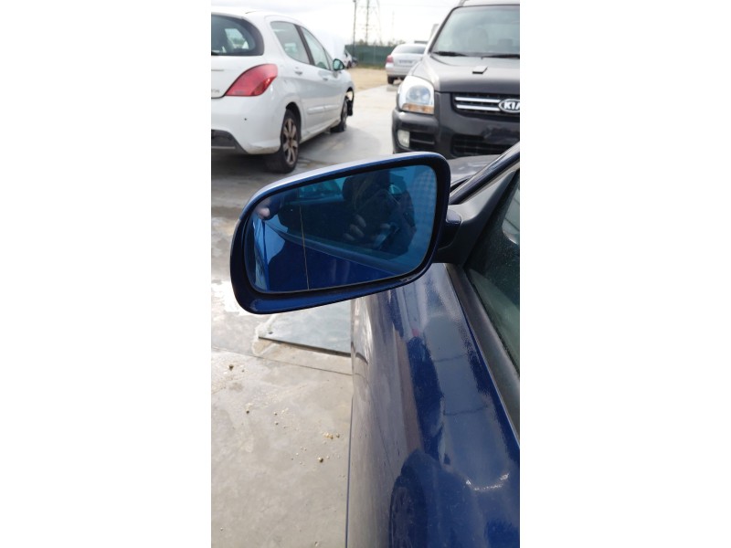 Recambio de retrovisor izquierdo para audi a3 (8l1) 1.8 referencia OEM IAM   