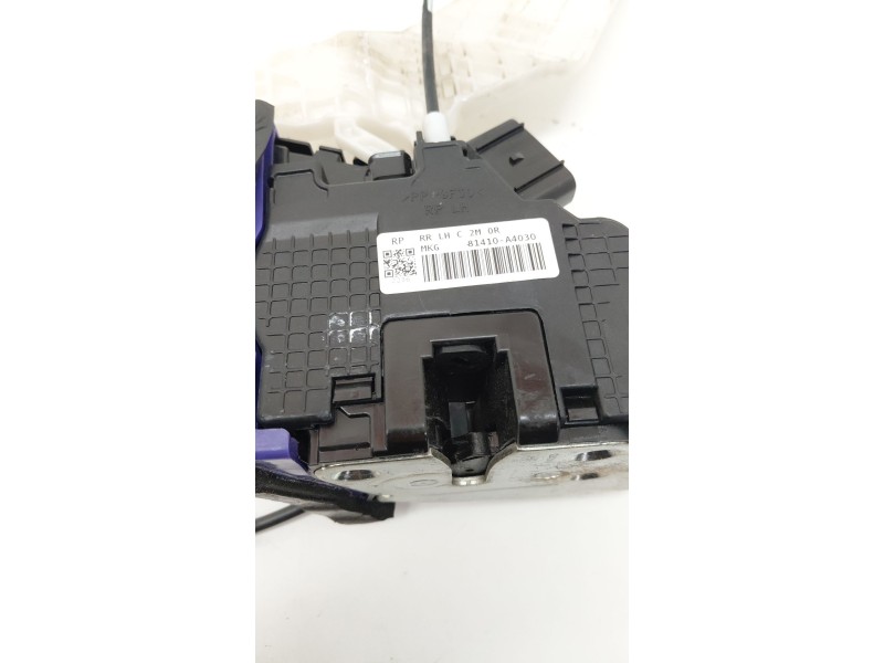 Recambio de cerradura puerta trasera izquierda para kia carens iv 1.7 crdi referencia OEM IAM 81410A4030  