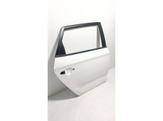 Recambio de puerta trasera derecha para kia carens iv 1.7 crdi referencia OEM IAM    2