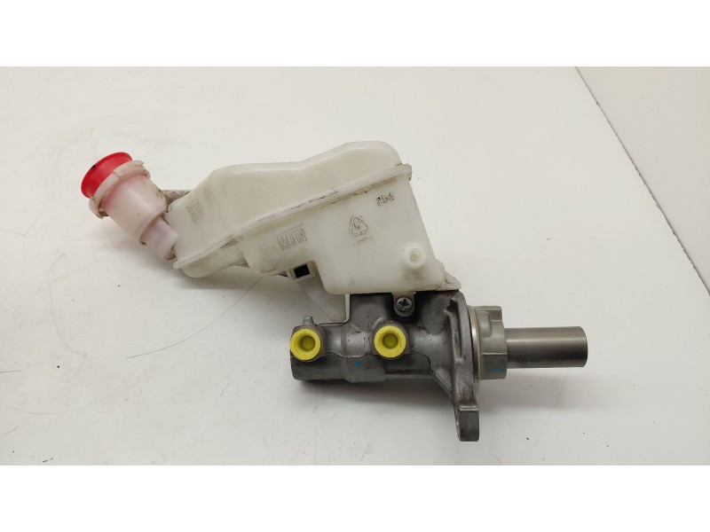 Recambio de bomba freno para kia carens iv 1.7 crdi referencia OEM IAM 23279  