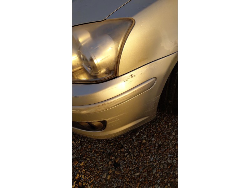 Recambio de paragolpes delantero para toyota avensis (_t25_) 2.0 d-4d (adt250_) referencia OEM IAM   
							