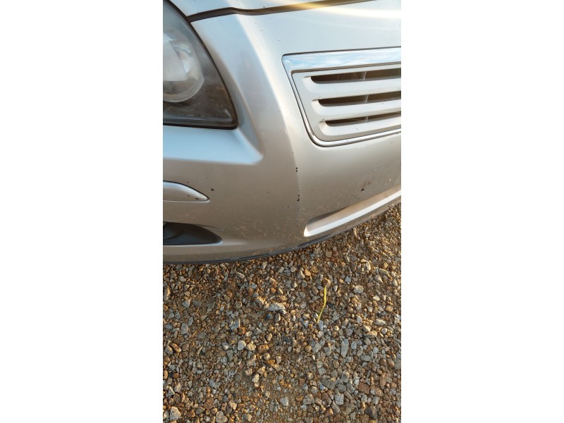 Recambio de paragolpes delantero para toyota avensis (_t25_) 2.0 d-4d (adt250_) referencia OEM IAM   