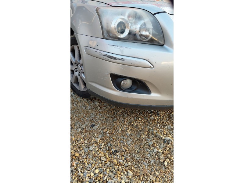 Recambio de paragolpes delantero para toyota avensis (_t25_) 2.0 d-4d (adt250_) referencia OEM IAM   
							