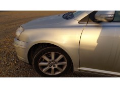 Recambio de aleta delantera izquierda para toyota avensis (_t25_) 2.0 d-4d (adt250_) referencia OEM IAM   