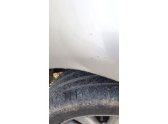 Recambio de aleta delantera derecha para toyota avensis (_t25_) 2.0 d-4d (adt250_) referencia OEM IAM    2