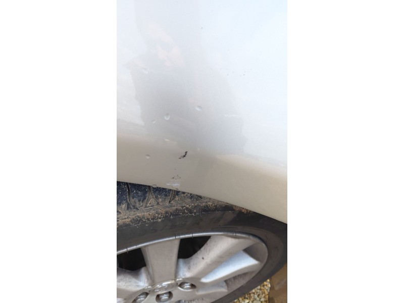 Recambio de aleta delantera derecha para toyota avensis (_t25_) 2.0 d-4d (adt250_) referencia OEM IAM   