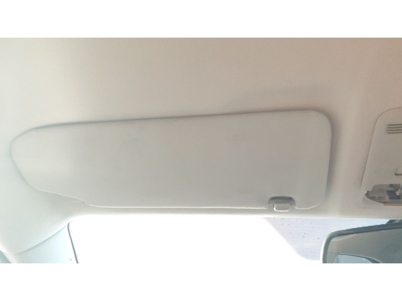 Recambio de parasol izquierdo para toyota avensis (_t25_) 2.0 d-4d (adt250_) referencia OEM IAM   