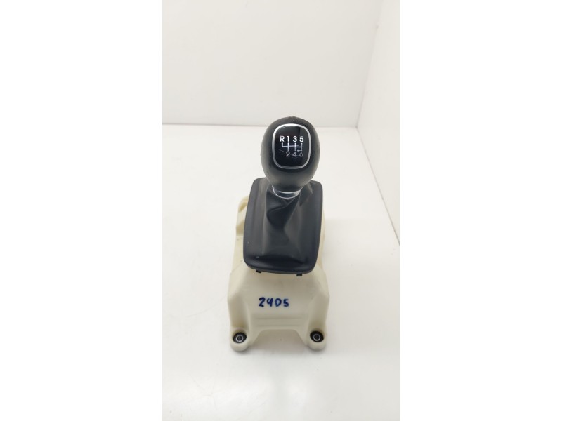 Recambio de palanca cambio para kia carens iv 1.7 crdi referencia OEM IAM 43700A4XXX  