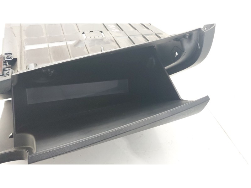 Recambio de guantera para kia carens iv 1.7 crdi referencia OEM IAM   