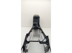 Recambio de apoyabrazos central para kia carens iv 1.7 crdi referencia OEM IAM    2