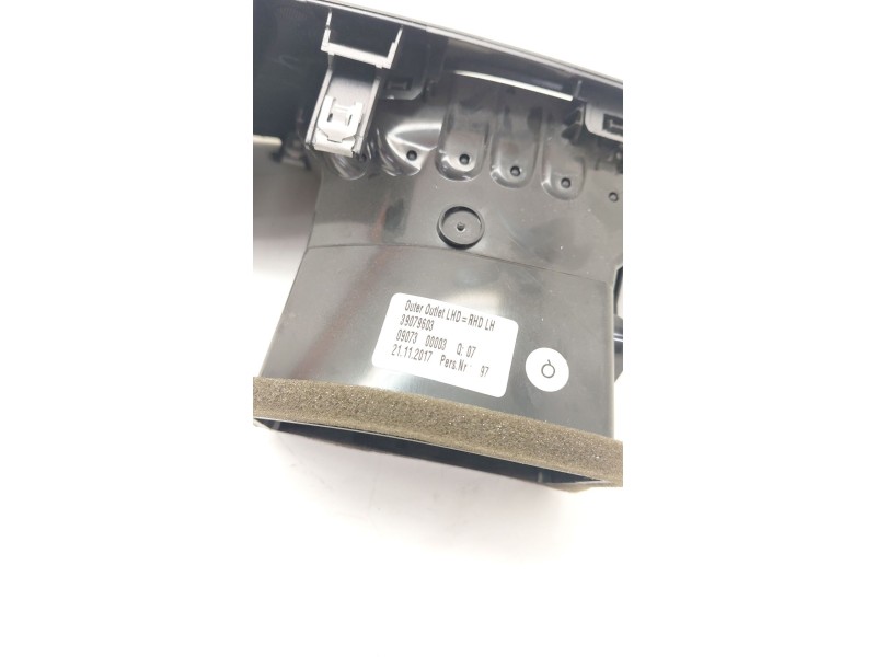 Recambio de rejilla aireadora para opel astra k (b16) 1.6 cdti (68) referencia OEM IAM 39079603  