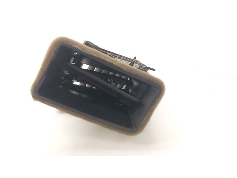 Recambio de rejilla aireadora para opel astra k (b16) 1.6 cdti (68) referencia OEM IAM 39079606  
							