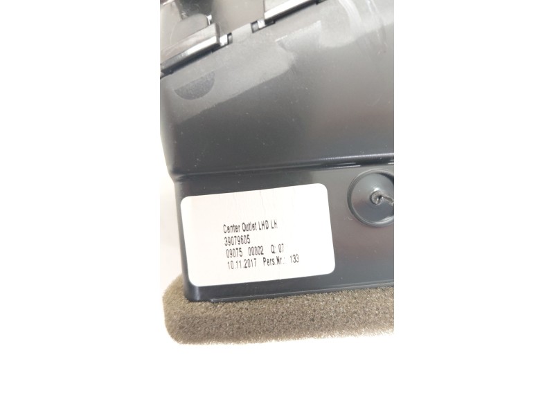 Recambio de rejilla aireadora para opel astra k (b16) 1.6 cdti (68) referencia OEM IAM 39079605  