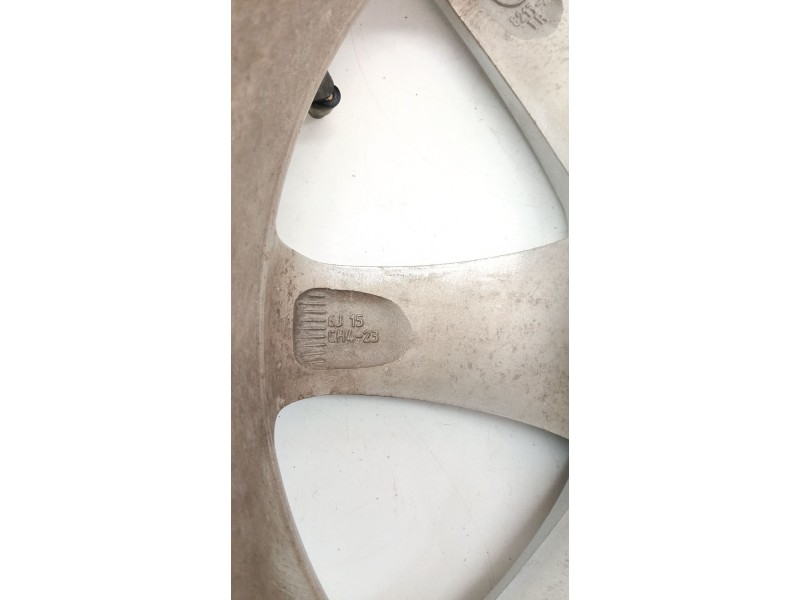 Recambio de llanta para peugeot 208 i (ca_, cc_) 1.2 vti 82 referencia OEM IAM 9673773577  
							