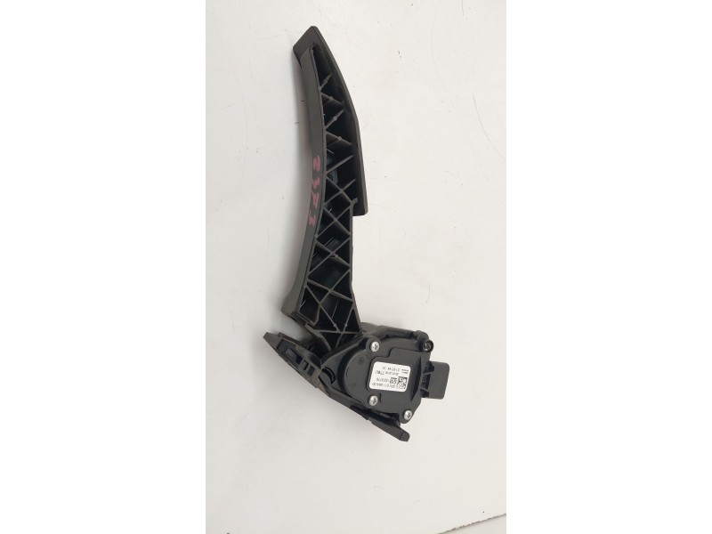Recambio de pedal acelerador para opel astra k (b16) 1.6 cdti (68) referencia OEM IAM 13373776  