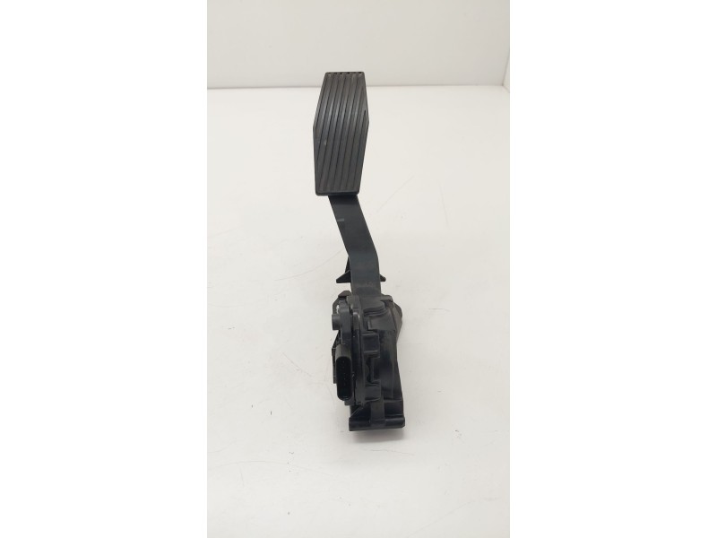 Recambio de pedal acelerador para opel astra k (b16) 1.6 cdti (68) referencia OEM IAM 13373776  