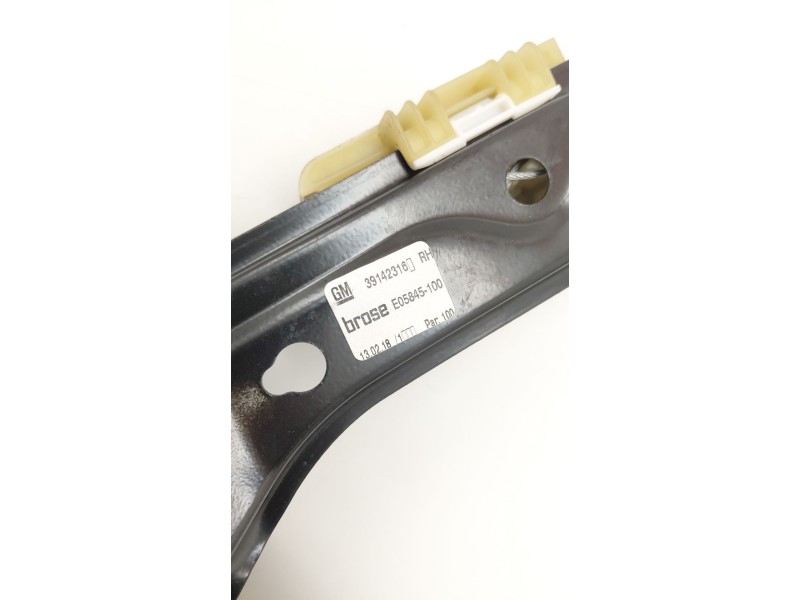 Recambio de elevalunas delantero derecho para opel astra k (b16) 1.6 cdti (68) referencia OEM IAM 39142316  
							