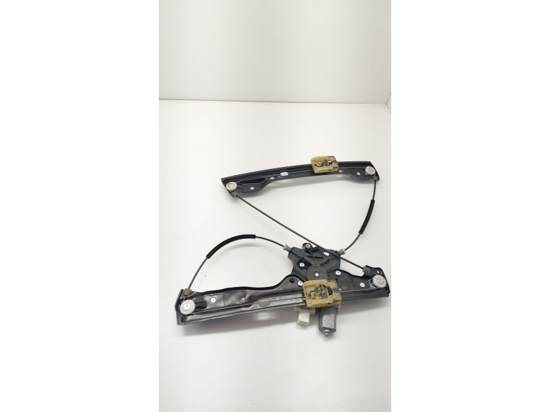 Recambio de elevalunas delantero derecho para opel astra k (b16) 1.6 cdti (68) referencia OEM IAM 39142316  
							