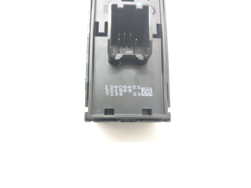 Recambio de mando elevalunas trasero izquierdo para opel astra k (b16) 1.6 cdti (68) referencia OEM IAM 13408452  
							
