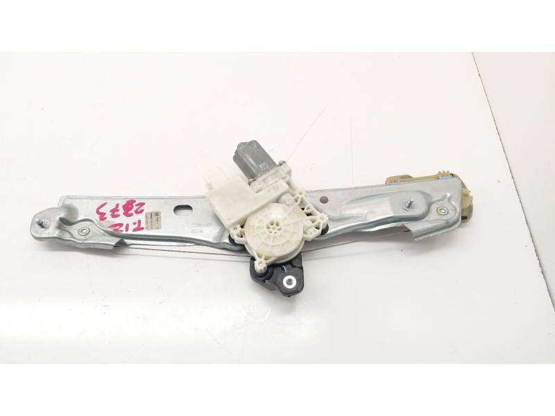 Recambio de elevalunas trasero izquierdo para opel astra k (b16) 1.6 cdti (68) referencia OEM IAM 39142319  