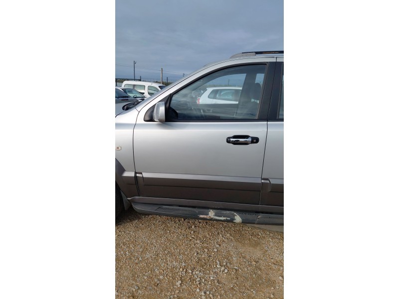Recambio de puerta delantera izquierda para kia sorento i (jc) 2.5 crdi referencia OEM IAM   