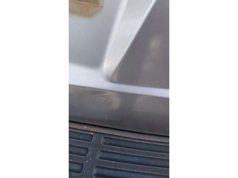 Recambio de porton trasero para kia sorento i (jc) 2.5 crdi referencia OEM IAM   
							