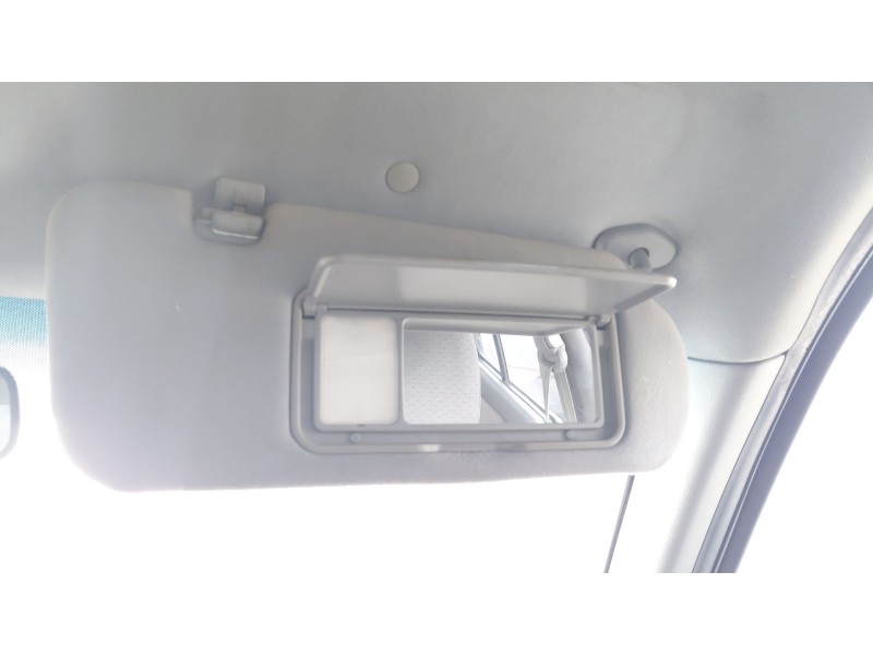 Recambio de parasol derecho para kia sorento i (jc) 2.5 crdi referencia OEM IAM   