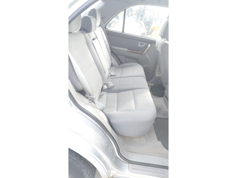 Recambio de asientos traseros para kia sorento i (jc) 2.5 crdi referencia OEM IAM   
							