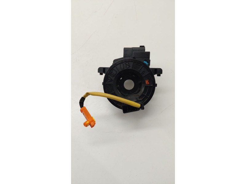 Recambio de anillo airbag para toyota auris 2.0 d-4d 126 cv referencia OEM IAM 8924502040  