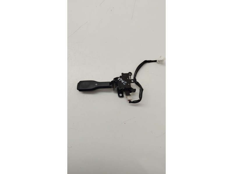 Recambio de mando multifuncion para toyota auris 2.0 d-4d 126 cv referencia OEM IAM 18A174  
							
