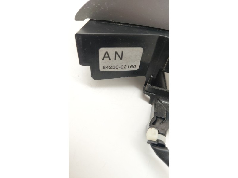 Recambio de mando volante para toyota auris 2.0 d-4d 126 cv referencia OEM IAM 8425002160  
							