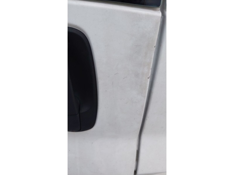 Recambio de porton trasero izquierdo para nissan primastar furgoneta (x83) 1.9 dci 100 referencia OEM IAM   
							