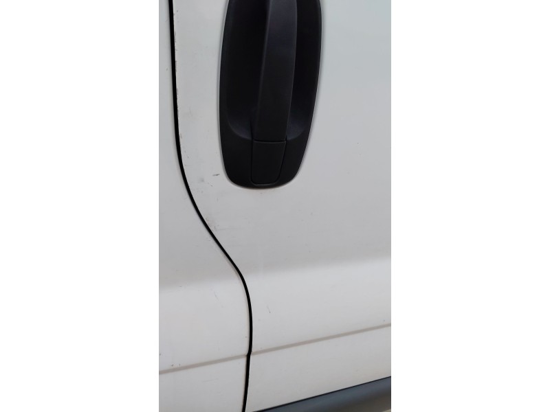 Recambio de puerta delantera derecha para nissan primastar furgoneta (x83) 1.9 dci 100 referencia OEM IAM   