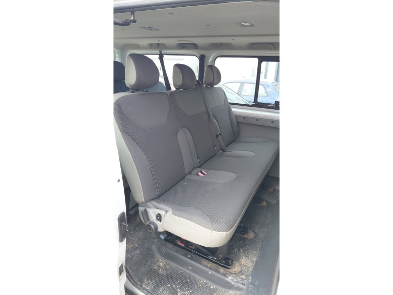 Recambio de asientos traseros para nissan primastar furgoneta (x83) 1.9 dci 100 referencia OEM IAM   