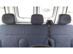 Recambio de asientos traseros para nissan primastar furgoneta (x83) 1.9 dci 100 referencia OEM IAM   