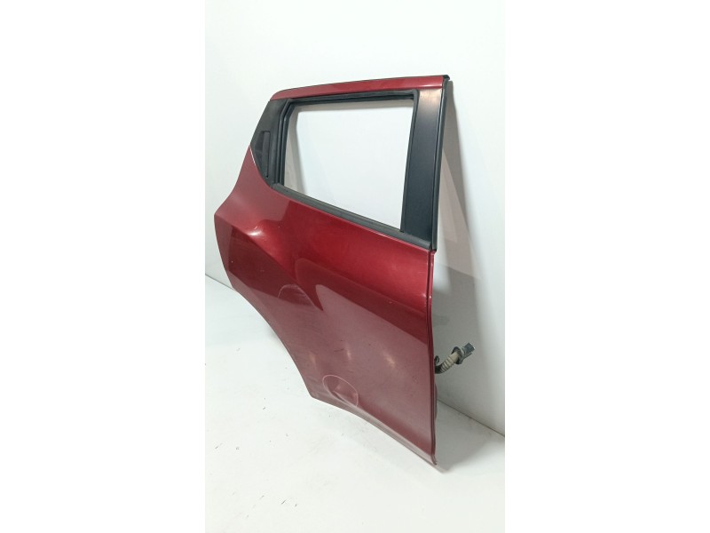 Recambio de puerta trasera derecha para nissan juke (f15) 1.2 dig-t referencia OEM IAM   
							