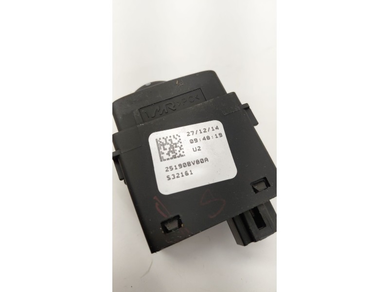 Recambio de mando luces para nissan juke (f15) 1.2 dig-t referencia OEM IAM 25190BV80A  
							