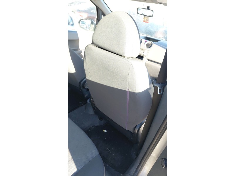 Recambio de asiento delantero derecho para mitsubishi colt vi (z3_a, z2_a) 1.5 di-d (z39a) referencia OEM IAM   