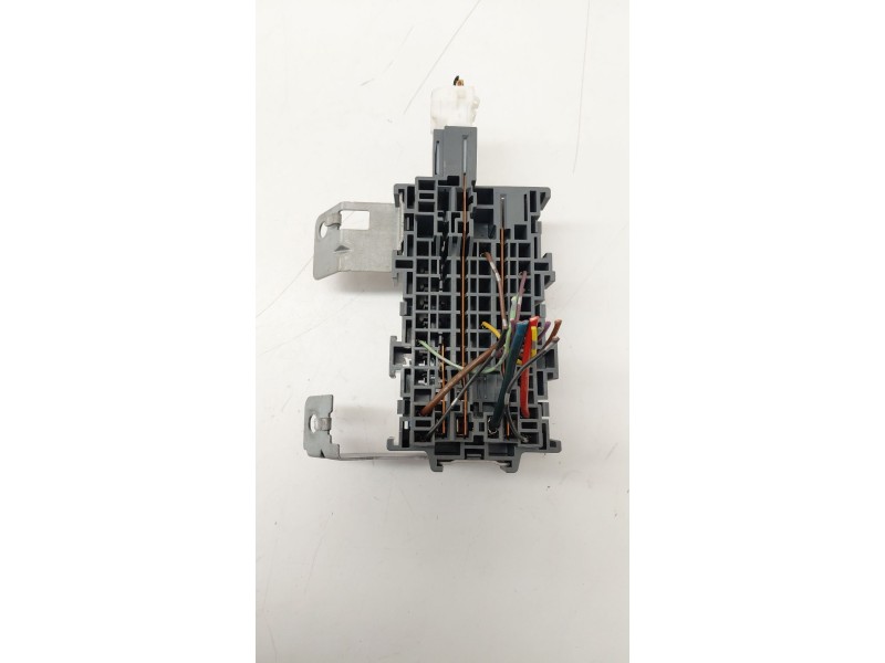 Recambio de caja reles / fusibles para nissan juke (f15) 1.2 dig-t referencia OEM IAM   